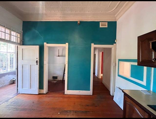 2 BEDROOM HOUSE FOR SALE IN KENSINGTON